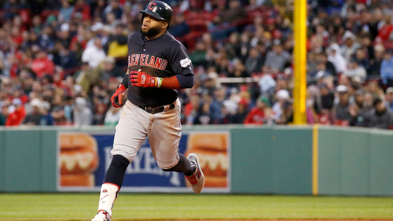 Indians get season-high 18 hits, beat Red Sox 14-9